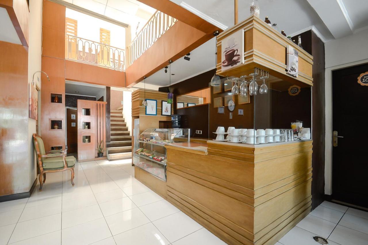 Sky Hotel Buah Batu 1 Bandung Zewnętrze zdjęcie