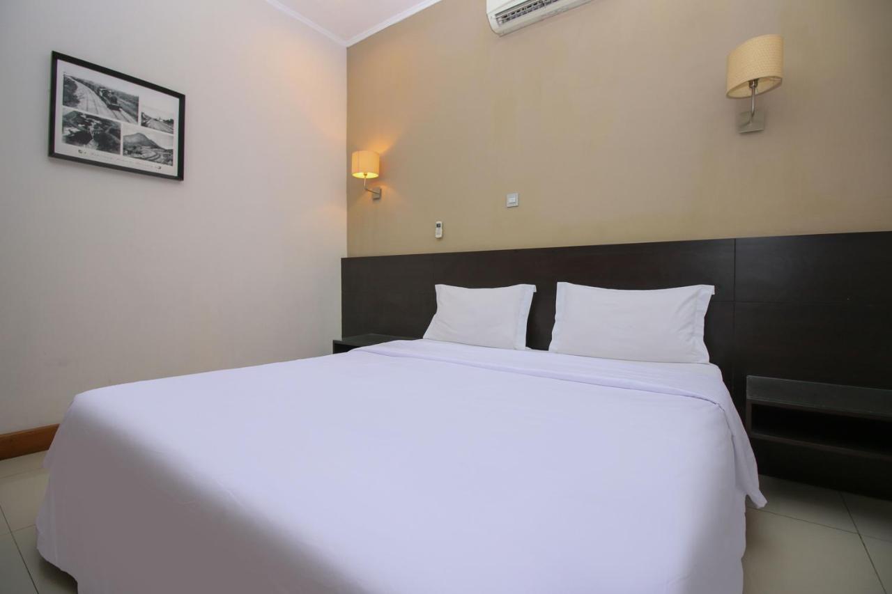Sky Hotel Buah Batu 1 Bandung Zewnętrze zdjęcie